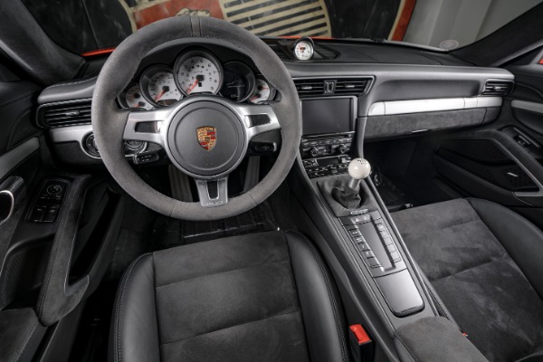 Used-2016-PORSCHE-911-Carrera-GTS