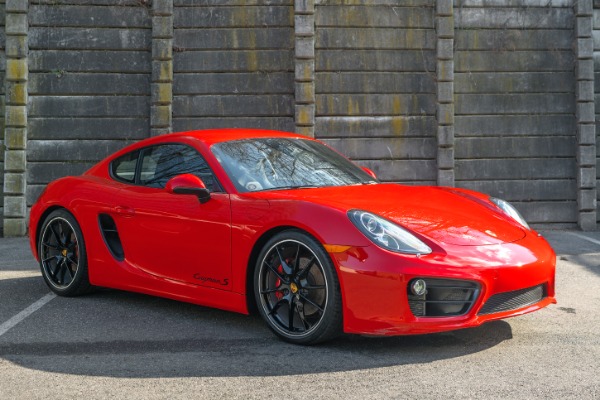 Used-2015-Porsche-Cayman-S