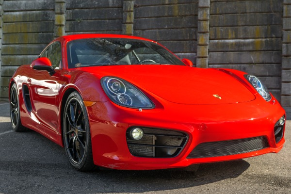 Used-2015-Porsche-Cayman-S