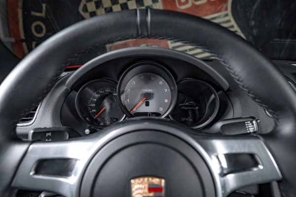 Used-2015-Porsche-Cayman-S