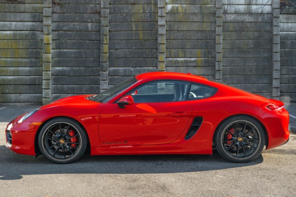 Used-2015-Porsche-Cayman-S