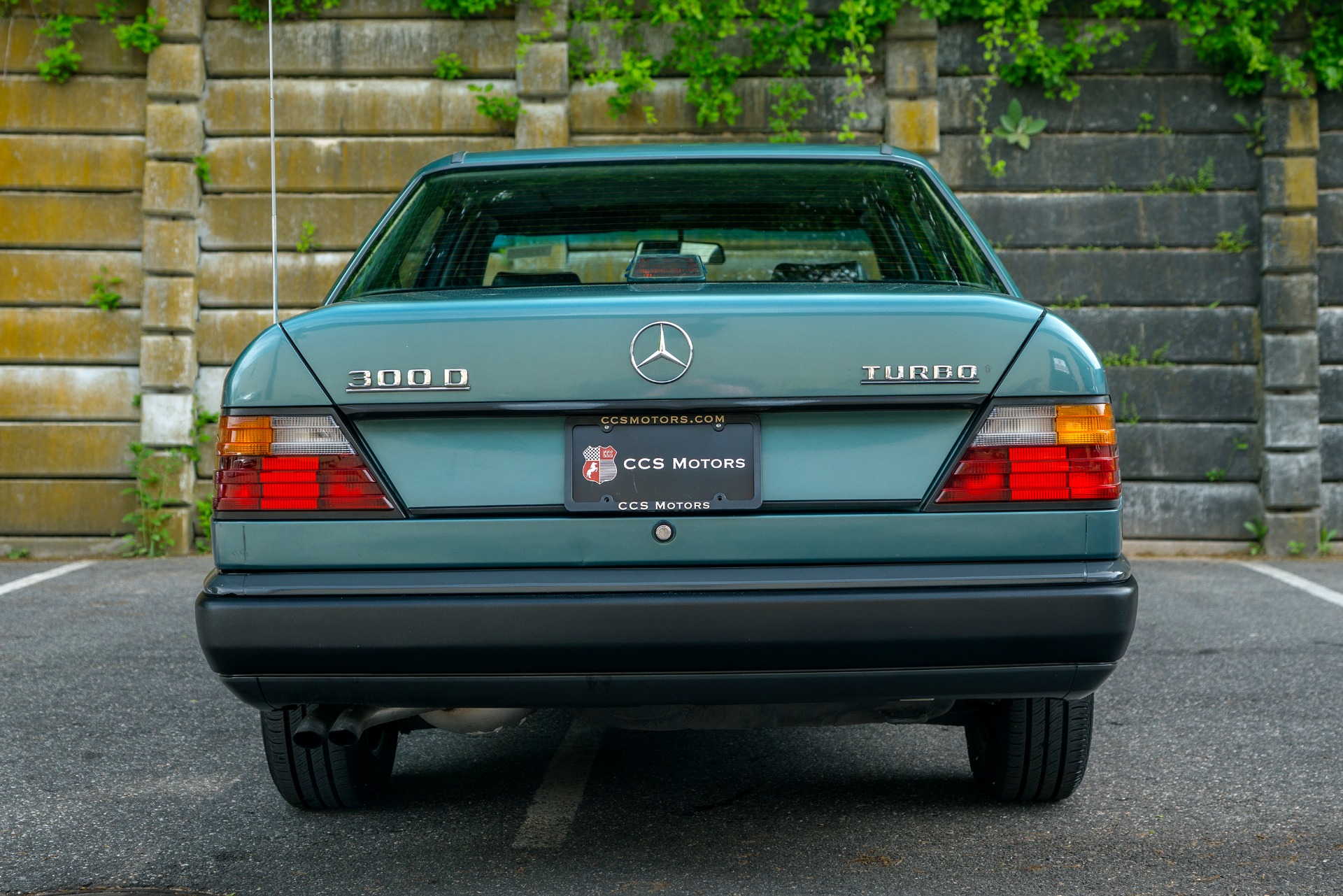 Мерседес e 300d