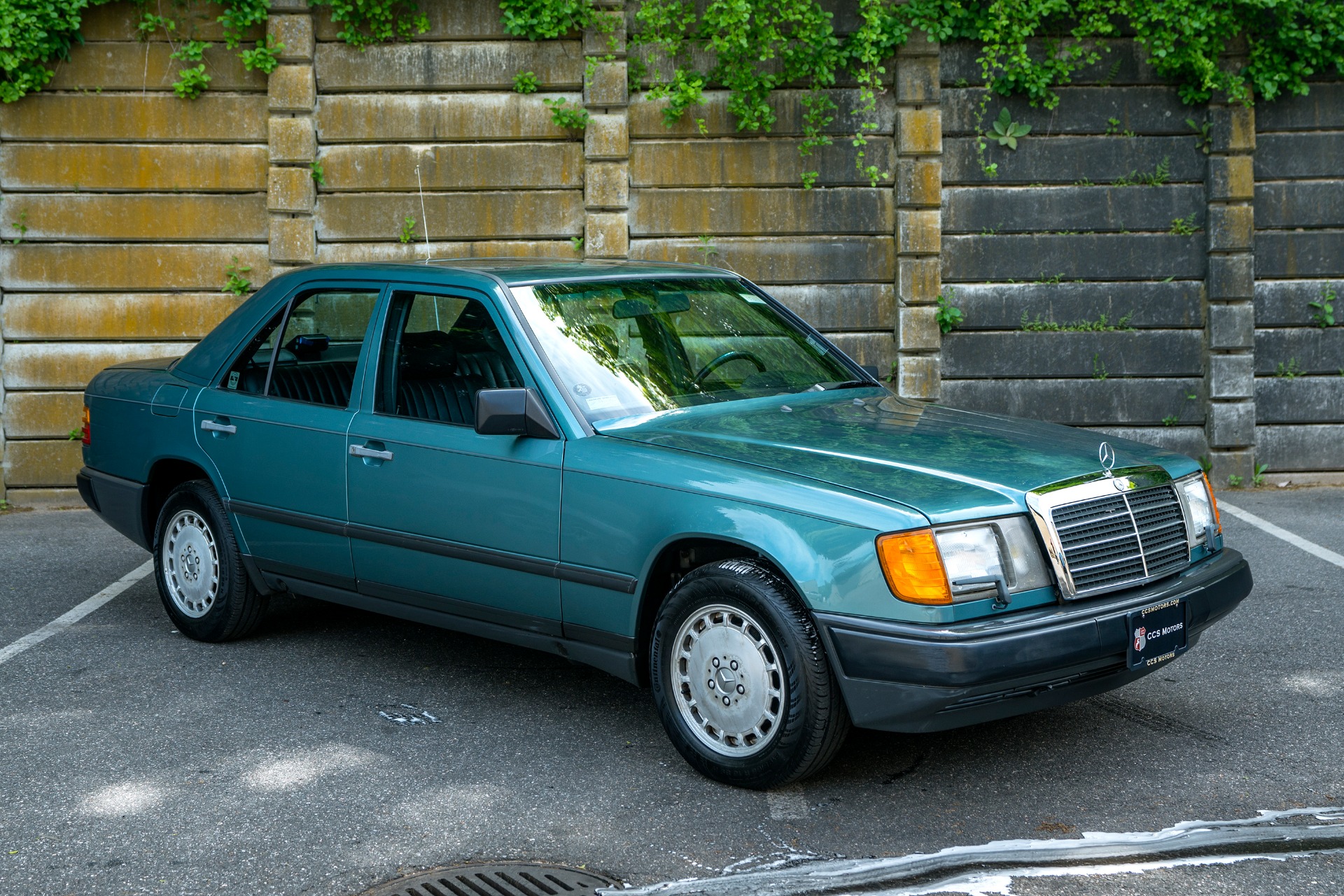 Мерседес e 300d