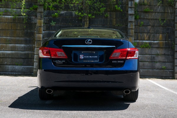 Used-2010-LEXUS-ES-350