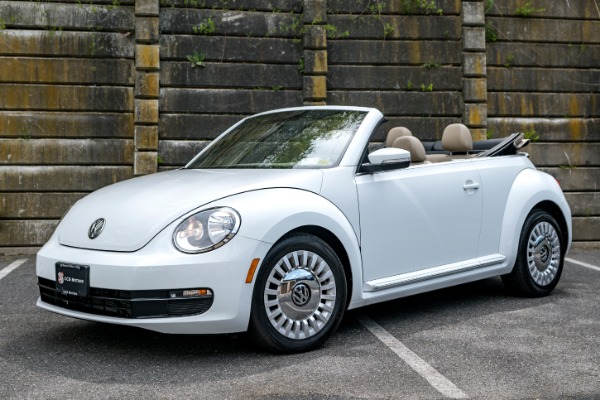 Used-2015-Volkswagen-Beetle-18T-PZEV