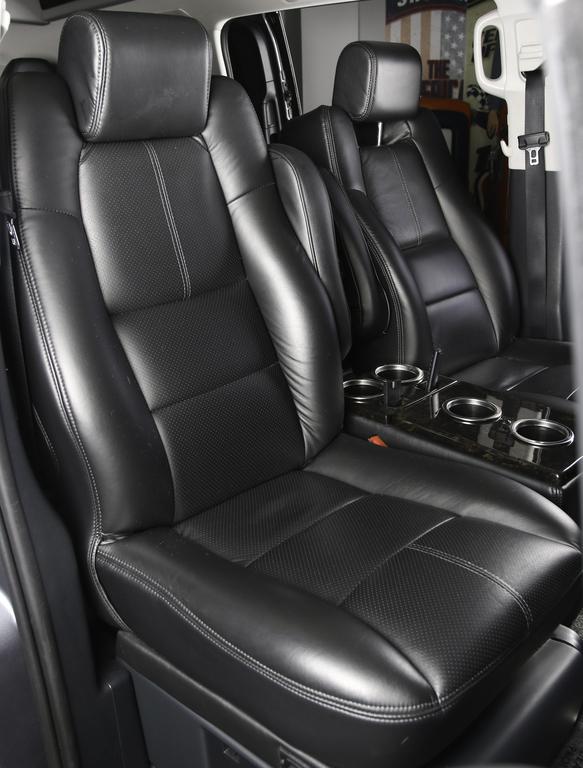 2016-Mercedes-Benz-Metris-EXPLORER-Passenger-Van