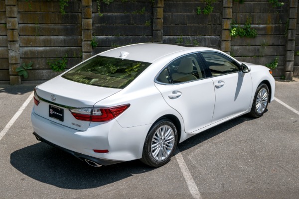 Used-2017-LEXUS-ES350