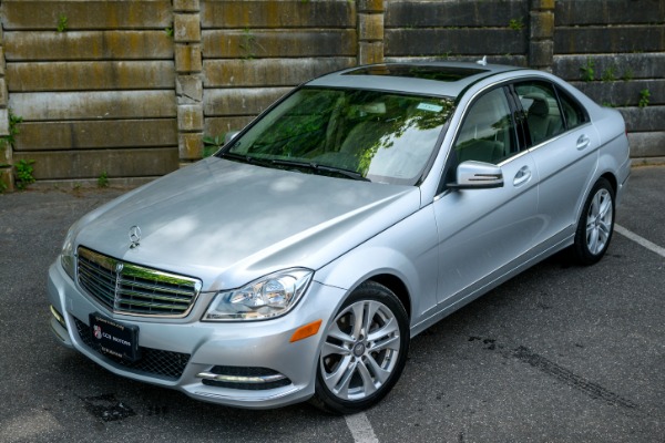 Used-2012-Mercedes-Benz-C-CLASS-C-300-Luxury-4MATIC