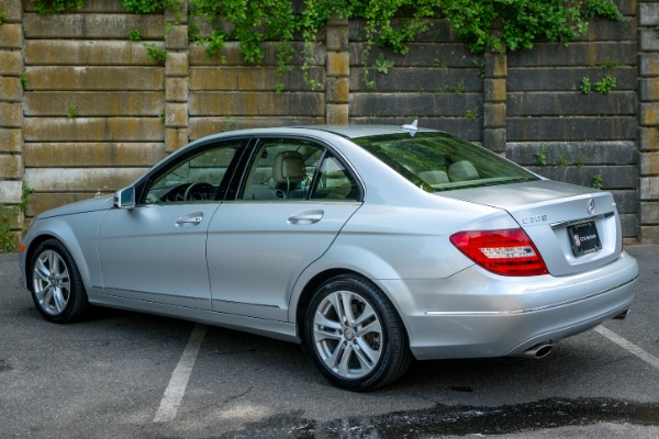 Used-2012-Mercedes-Benz-C-CLASS-C-300-Luxury-4MATIC