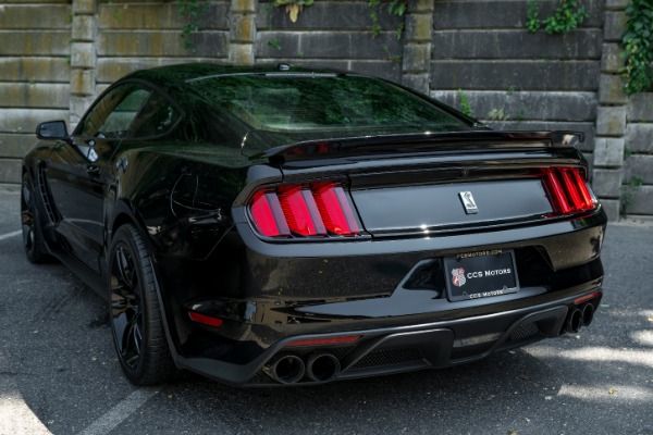 Used-2017-FORD-MUSTANG-Shelby-GT350