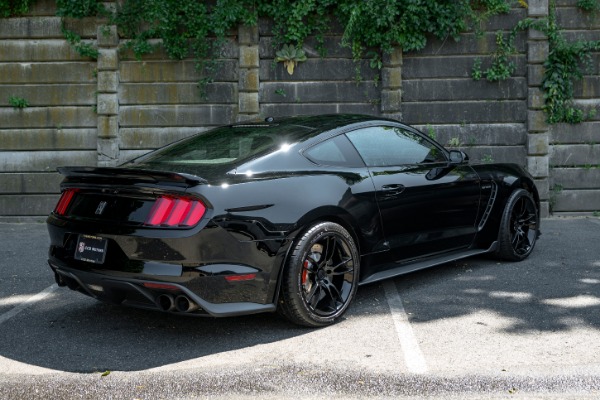 Used-2017-FORD-MUSTANG-Shelby-GT350