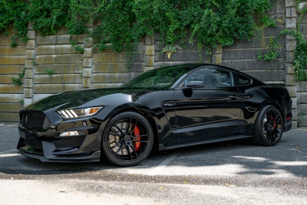 Used-2017-FORD-MUSTANG-Shelby-GT350