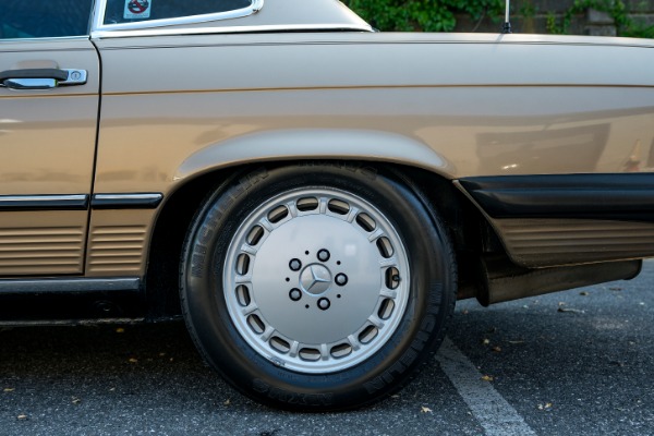 Used-1987-Mercedes-Benz-560SL-ROADSTER