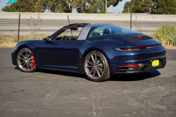 Used-2021-Porsche-911-Targa-4S