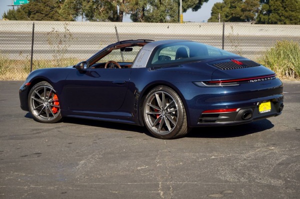 Used-2021-Porsche-911-Targa-4S