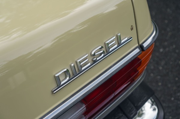Used-1977-Mercedes-Benz-300D