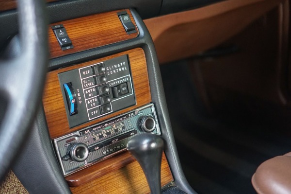 Used-1977-Mercedes-Benz-300D