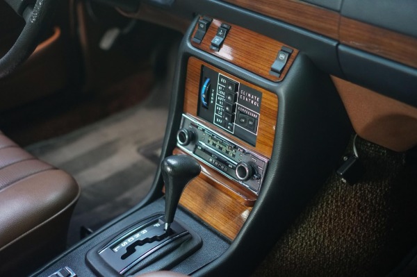 Used-1977-Mercedes-Benz-300D