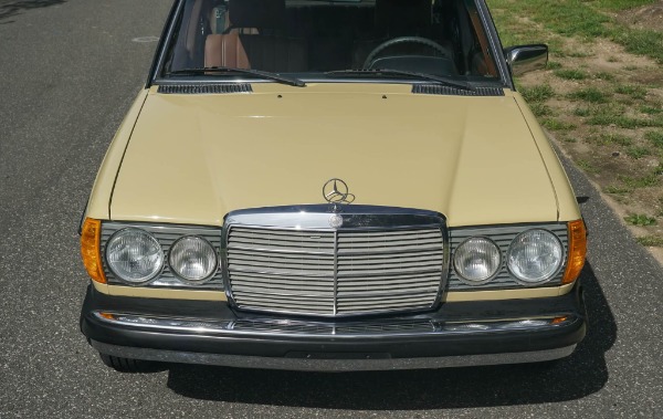 Used-1977-Mercedes-Benz-300D