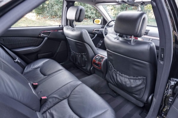 Used-2006-Mercedes-Benz-S-Class-S-500-4MATIC