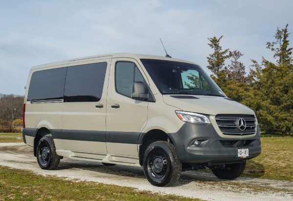 Used-2022-Mercedes-Benz-Sprinter-Luxury-2500