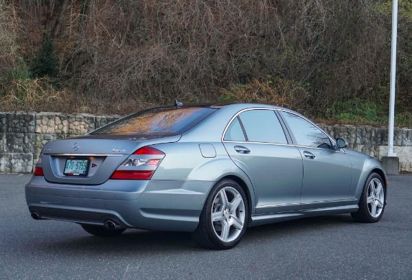 Used-2008-Mercedes-Benz-S-Class-S-550-4MATIC