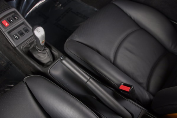 Used-1997-Porsche-911-Carrera-4S-Coupe