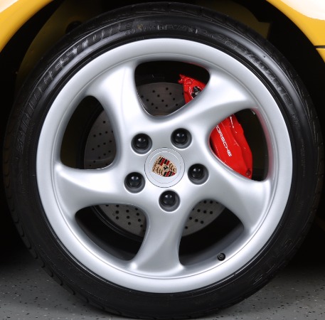 Used-1997-Porsche-911-Carrera-4S-Coupe