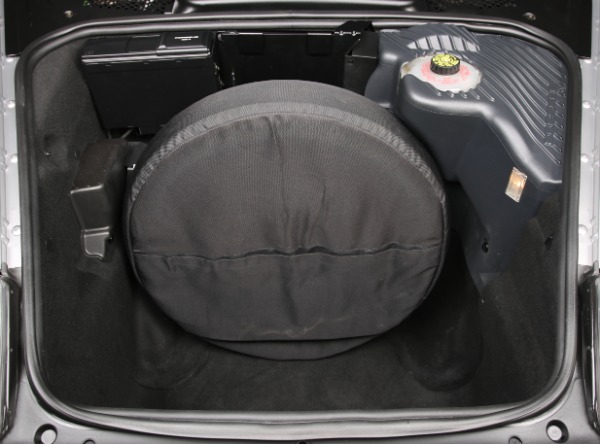 Used-2004-Porsche-911-40th-Anniversary--Coupe